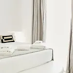 Generis (adults Only) 2*