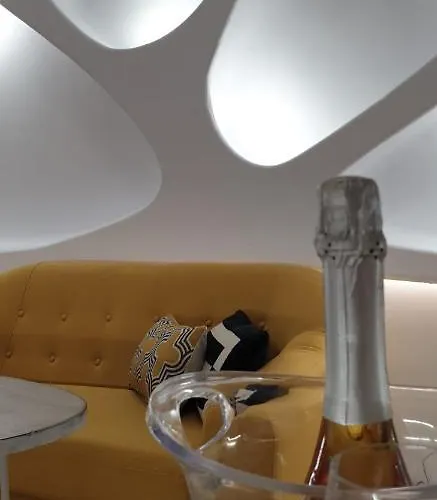 Otel Generis (adults Only)